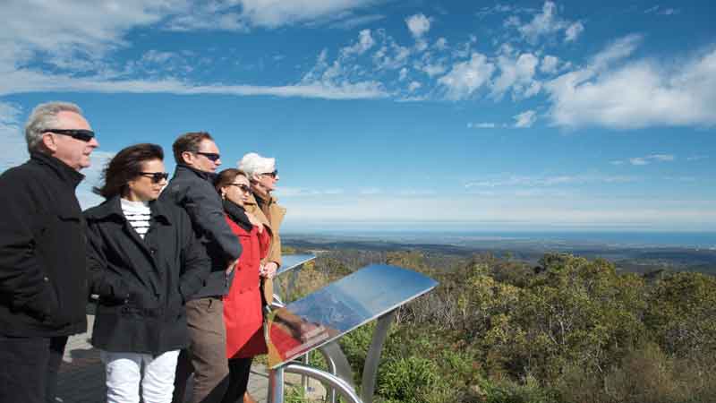 The Ultimate Adelaide tour takes you beyond the city’s CBD to experience the city and delightful Adelaide Hills. 