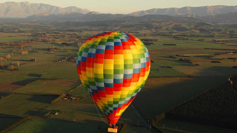 Hot Air Ballooning is a magical experience and a flight with Ballooning Canterbury offers panoramic views across the fertile Canterbury Plains to the Southern Alps.

