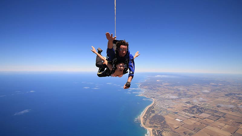 Feel the adrenalin rush as you get high in the vines! Skydiving the Yarra Valley gets you up to 15,000 feet where you'll experience an insane 60 seconds of life-changing freefall