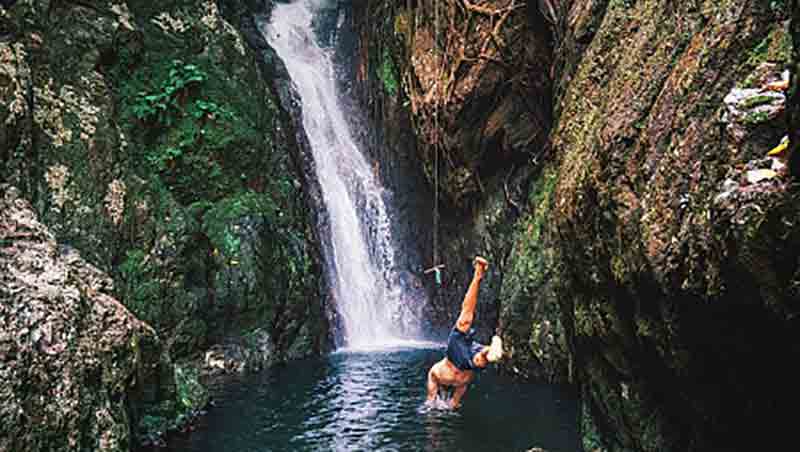 Come along on a full day Cairns outdoors adventure at the local secret spots, without spending the whole day in a bus