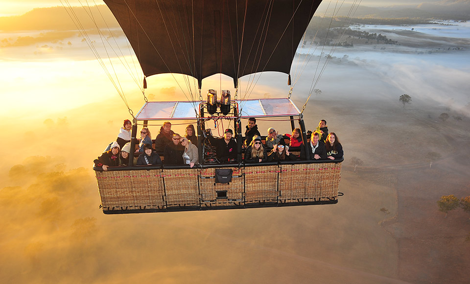 Join Go Ballooning for a spectacular hot air balloon flight over the Gold Coast & Hinterland!