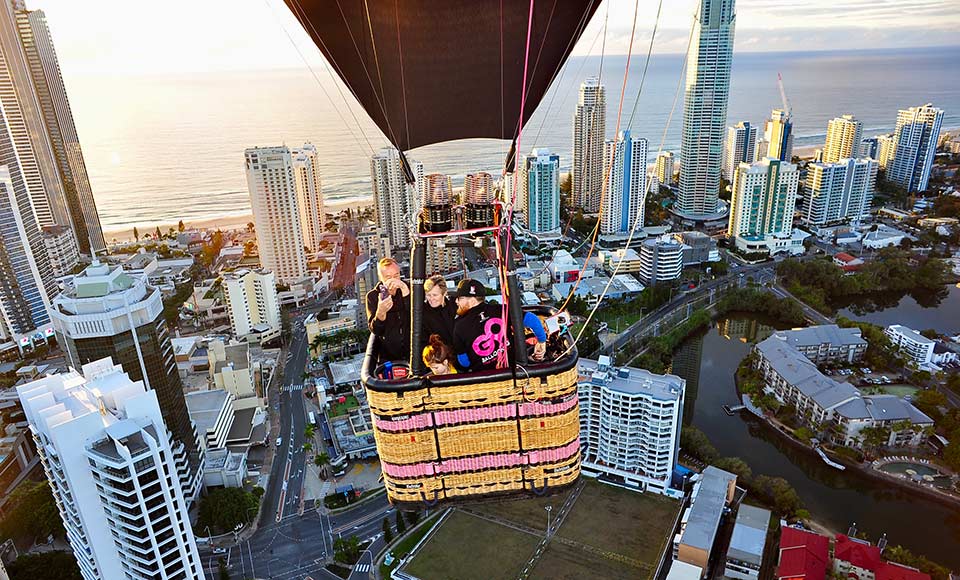 Join Go Ballooning for a spectacular hot air balloon flight over the Gold Coast & Hinterland!