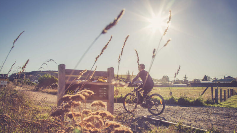 Make the most of your time in Oamaru and explore the fascinating history and sites of the Waitaki district by electric -bike!