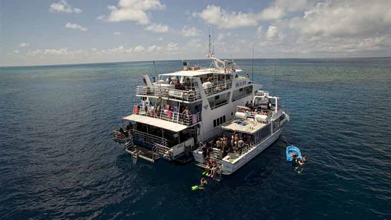 Get aboard the Kangaroo Explorer for a 2 day 1 night snorkel adventure on the Great Barrier Reef