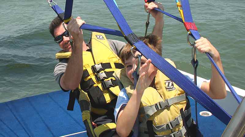 Parasail high up to 220 feet high over the Gold Coast Broadwater! Take in 360 degree views of the Gold Coast, from North Stradbroke Island to Coolangatta