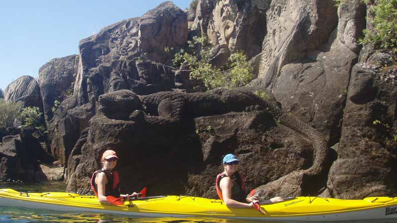 This guided tour departs from Acacia Bay South, takes you around beautiful Whakamoenga Point in sea kayaks to the stunning 15m high Maori Carvings which can only be accessed by boat!