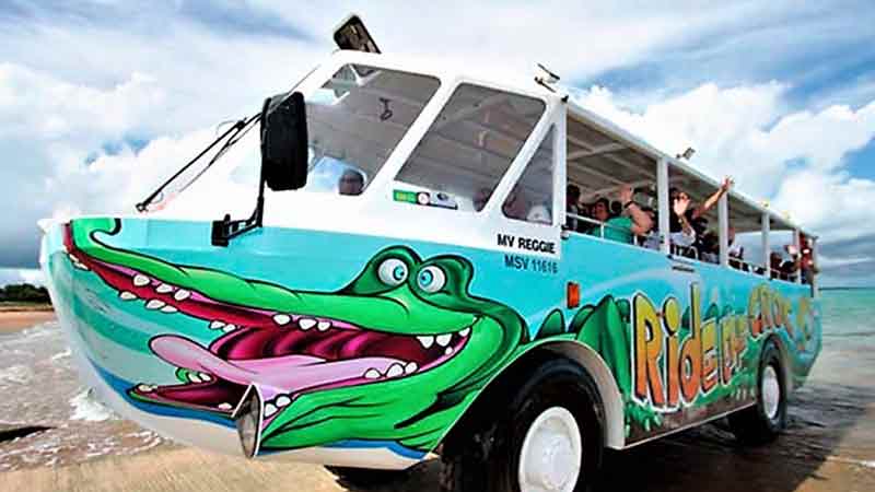 All Aboard for fun and adventure as we splash n’ dash our way around Cairns with a 1 hour tour in our fantastic amphibious vehicles.