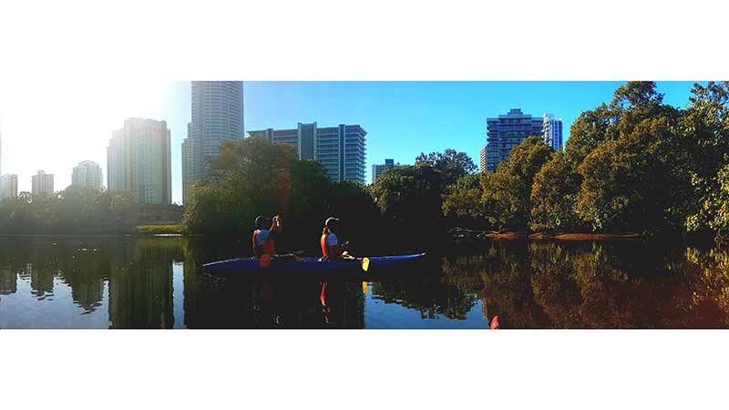 Join Gold Coast Paddlesports for an exciting 3 hour city kayaking adventure!
