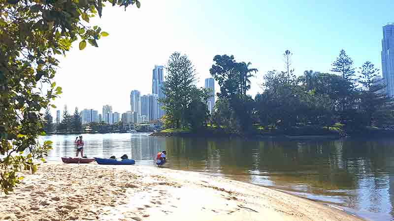 Join Gold Coast Paddlesports for an exciting 3 hour city kayaking adventure!
