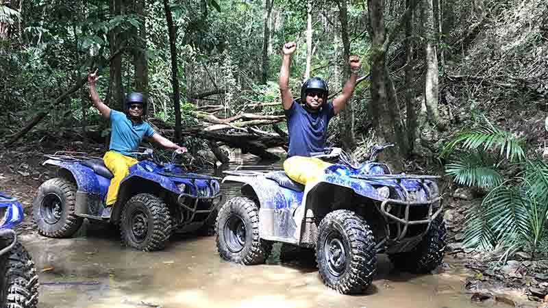 The ultimate fusion of sightseeing and adrenaline pumping action during your stay in Cairns!