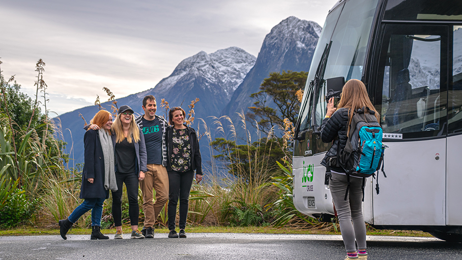 MILFORD SOUND PREMIUM COACH & CRUISE TOUR INCL LUNCH - JUCY GEM amazing scenery