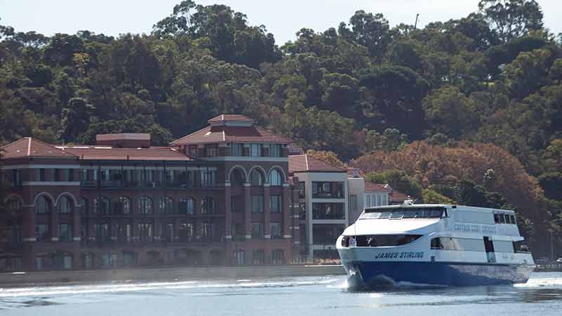 Travel from Fremantle to Perth on a relaxing Swan River cruise whilst enjoying the scenic views. 