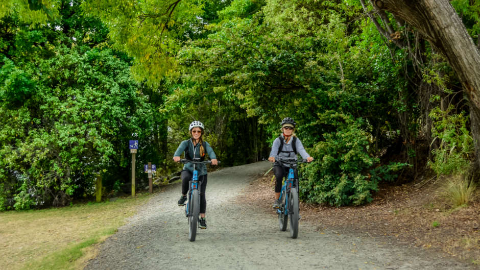 There’s simply no better way to discover the stunning sights of Queenstown than by electric bike!