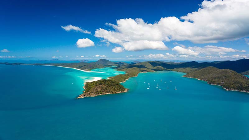 This package is specifically designed to maximize your Whitsundays Holiday and minimize the amount you spend! Have you heard all the same Whitsundays stories travelling up the coast and want to be different? How about visiting Whitehaven Beach, Hill Inlet look, South End Lookout, plus 4 hours on the beach, Snorkel 5 Different locations and an Island Resort!