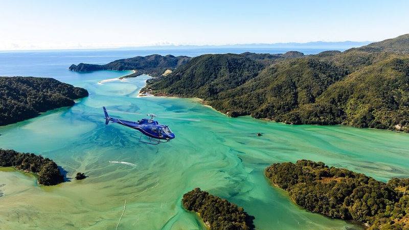 Want to explore New Zealand’s most iconic National Park from the air whilst marvelling at filming locations from Lord of the Rings? This tour combines the best of both!