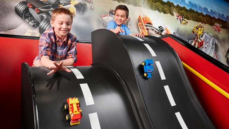 Visit Legoland Discovery Centre for the ultimate family fun in Melbourne!
