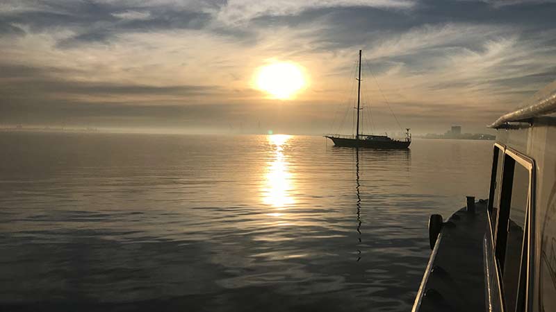 Enjoy the beautiful skyline views of Melbourne from the water aboard the Coastal Flyer Ferry! We are offering round trip ferry passes boarding at Port Melbourne, St Kilda and Williamstown