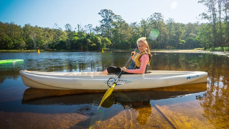 Take yourself on a DIY kayaking tour of the peaceful Enoggera Reservoir.