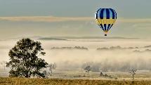 1 Hour Sunrise Hot Air Balloon Flight incl. Champagne and Gourmet Breakfast - Hunter Valley