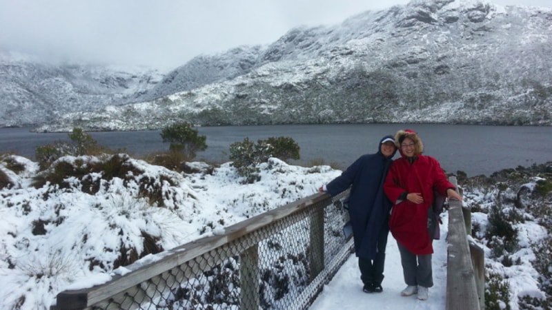 Come and experience the natural beauty of the Cradle Mountain National Park, one of the most popular tourist destinations in Tasmania.
