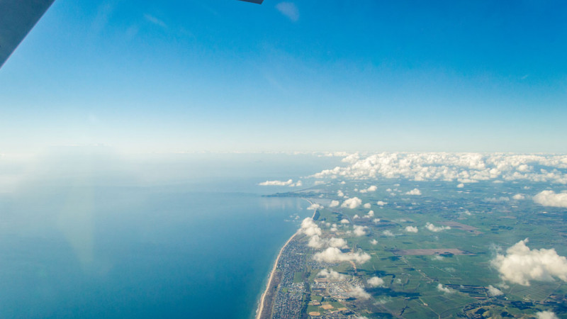 Experience the most exhilarating and fun way to discover Tauranga from high up above with our exciting 10,000ft skydive! 