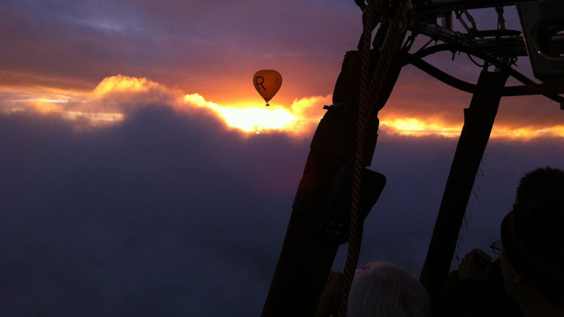 Get an enthralling new perspective on Tasmania with a breath-taking hot air balloon flight at sunrise! Tasmania's only Hot Air Ballooning experience!
