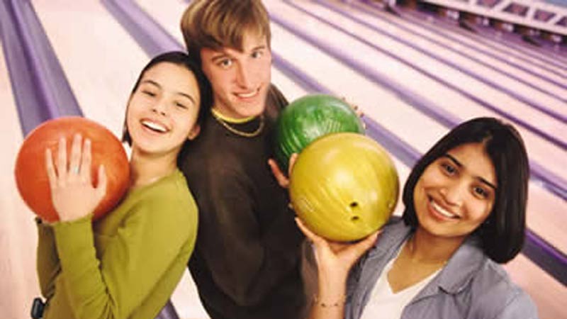 Relax and have fun at GO BOWLING CAIRNS, the Far North's PREMIER tenpin bowling and entertainment centre