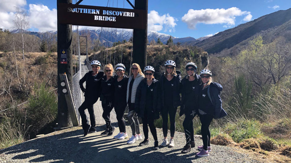 Self Guided Premium Explorer Bike Experience - Arrowtown back to Queenstown, including scenic shuttle ride to Arrowtown!