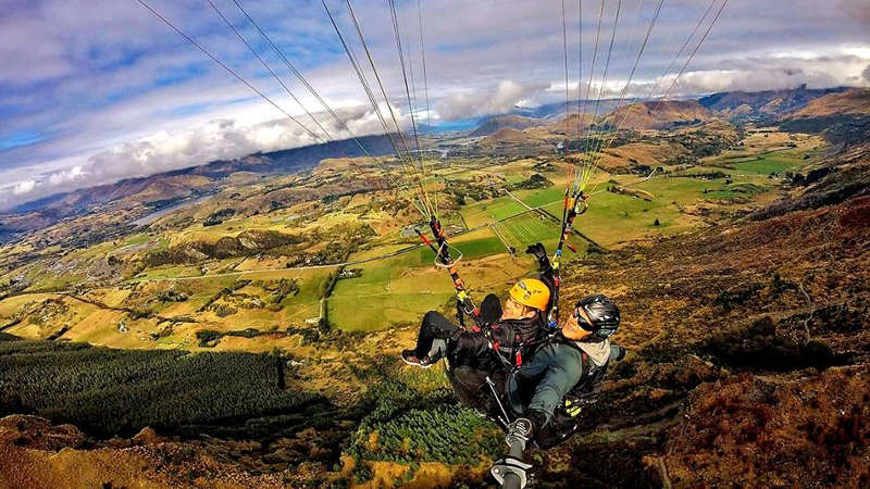 Discover one of the most scenic places in the world by an incredible paragliding or hang gliding adventure - an unmissable experience!