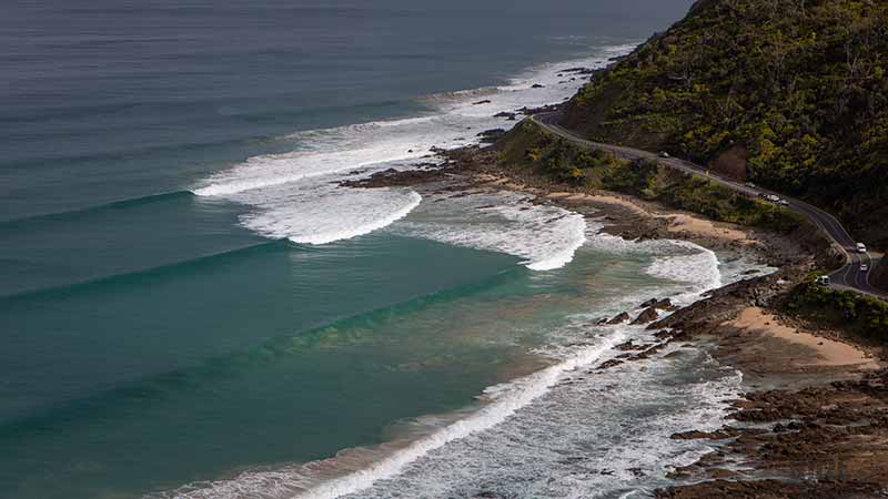 A Great Ocean Road for 18 to 35 year olds Backpackers, Students and Young Traveller only, a tour where you can make friends and have a laugh along the way.