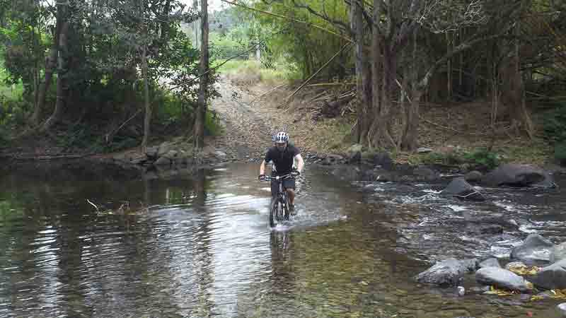 Cairns is renown for its fantastic mountain biking, come with us for an amazing guided tour