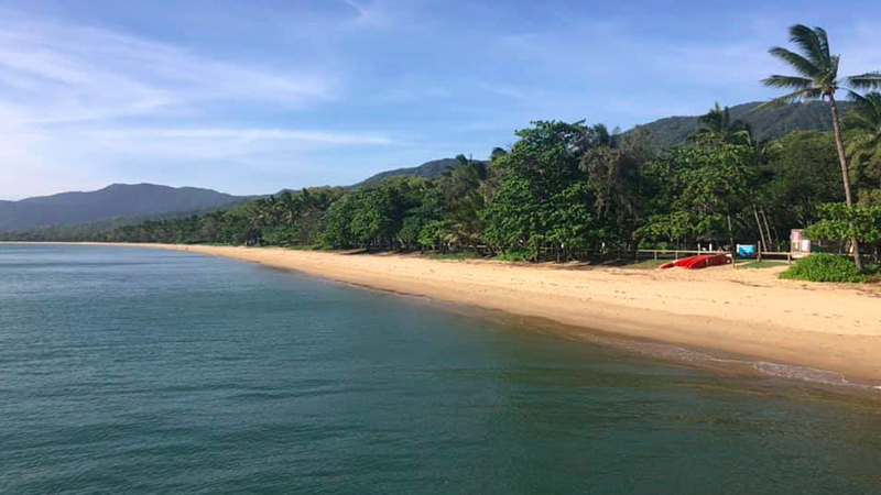 Experience a fun filled adventure with our Palm Cove, Crocs & Lookouts Tour!