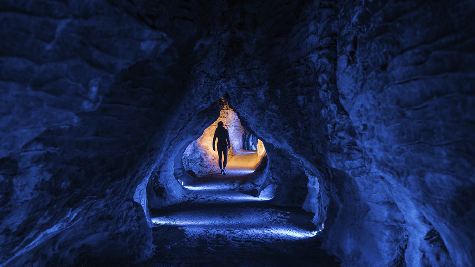 Discover all that Waitomo has to offer with this super scenic Triple Cave Combo, where you’ll discover three of the most breathtaking, magical caves in Waitomo and in New Zealand. 