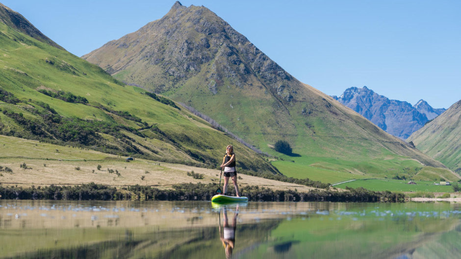 Experience the magic of Queenstown's backcountry and cruise the gorgeous calm lake waters of Moke Lake by Kayak or SUP!