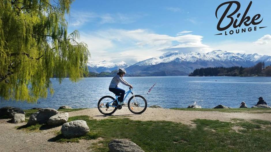 Explore Queenstown, Arrowtown and Gibbston Valley on an eBike! Meet our friendly team at Bike Lounge for all your track information so you can make the most of your bike ride.