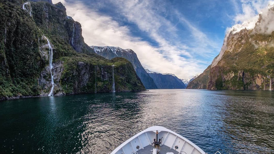Tick off two amazing experiences - discover the fascinating creatures that illuminate the Te Anau glow worm caves followed by a world-class cruise in Doubtful Sound...