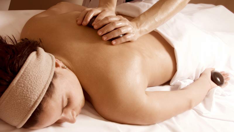 The ultimate in rejuvenation and relaxation the Aspects 2 Hour Pamper Pack combines a 60 minute Body Wrap Treatment with an exquisitely relaxing 60 minute full body Swedish massage.