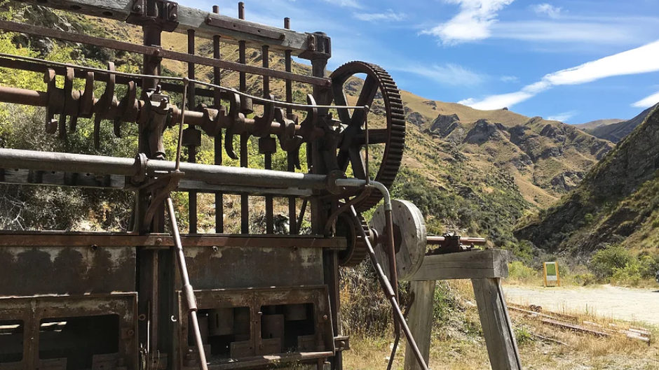 Embark on a full-day 4WD adventure in the stunning alpine region - Wanaka!