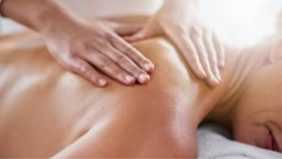 De-stress, relax and step into an oasis of calm with a visit to Fans Massage Queenstown...