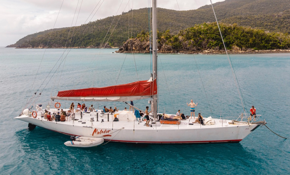 Sail to paradise and explore the spectacular corals of the Whitsunday's on an epic Ozsail Snorkel and Sail adventure!