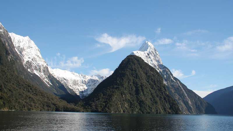 Experience the best of Milford Sound ex Queenstown including Coach, Cruise and a delicious Kiwi BBQ Lunch!