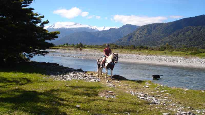 If you have ever dreamed of riding in paradise? - well saddle up!, as this is it!