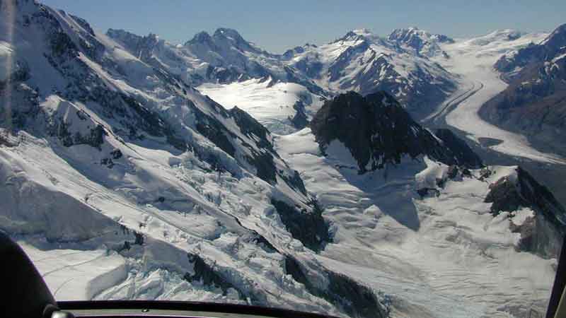 The ten minute Franz Josef Glacier Helicopter flight is an introductory flight, that allows magnificent views of the mighty Franz Josef Glacier.
