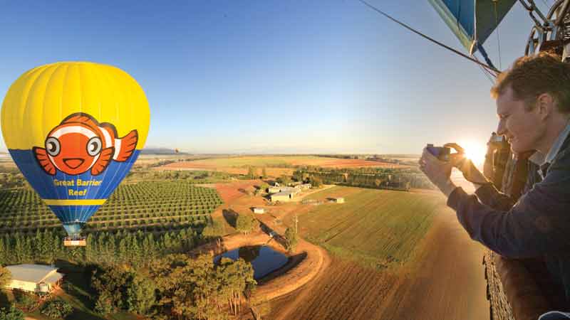Join us for a 30 minute dawn balloon flight over the Atherton Tablelands, Cairns pick up included
