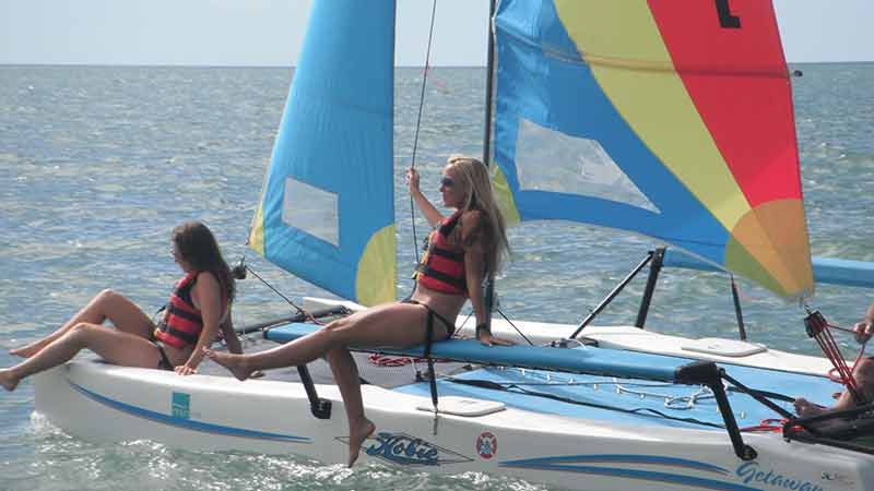 Come along to Aquavue for one of the most fun sailing experiences you can have in Hervey bay!